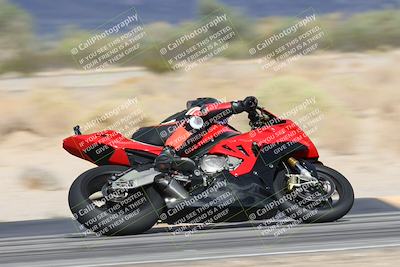 media/Nov-16-2025-Race Pace (Sun) [[8c5fa54630]]/Verified Riders/7-Turn 4 (1155am)/